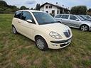 lancia-ypsilon-1-2-oro