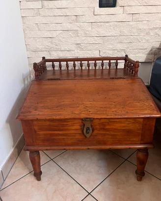 Scrittoio in teak infiano