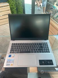 Acer Aspire 3 I7-1255U 32GB RAM!!
