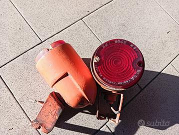 Fanali posteriori per trattori Fiat Om