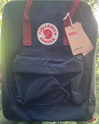 Zaino Fjallraven Kanken Nero e Rosso/Bordeaux