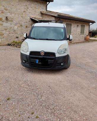 Fiat Doblò 1.9 Mjt trasporto cani 