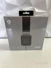 Bang & Olufsen form 2i nuove cuffie nere B&O BEO