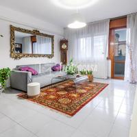 3 LOCALI DI AMPIA METRATURA CON POSS.TA' BOX DOPPI