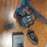 Canon R100 body