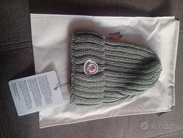 cappello Moncler colore Grigio