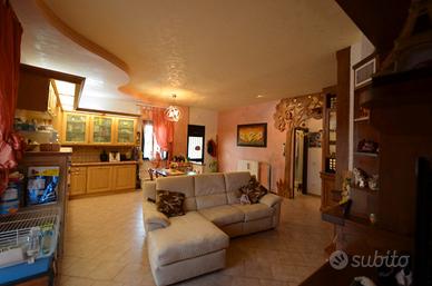 divano 3 posti + schaselonge piu seduta relax elet