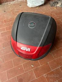 Bauletto Givi per scooter
