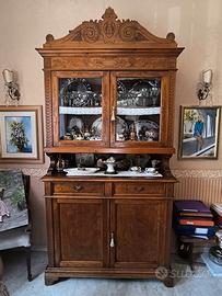 Credenza intarsiata del 700