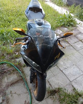 Yamaha R1 2008