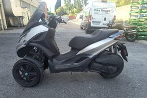 PIAGGIO MP3 300 hpe Abs