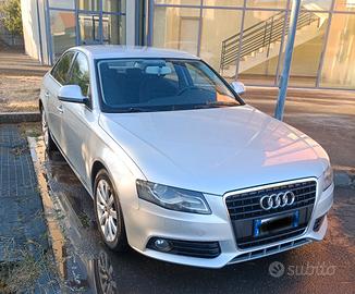 Audi A4 b8 2.0 TDI 143 CV del 2009