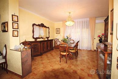4 LOCALI A LUCERA