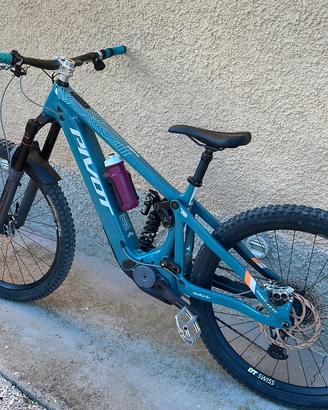 Pivot shuttle lt bosch race 2025