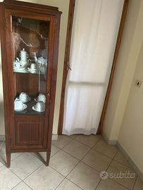 Vetrina antica in legno massello