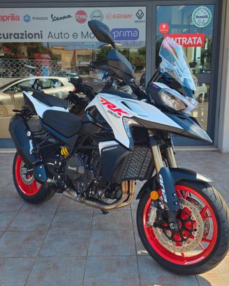 Benelli TRK 902 Stradale