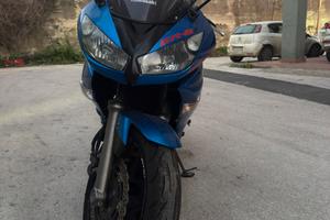 Kawasaki er6-f 650cc km 14.350