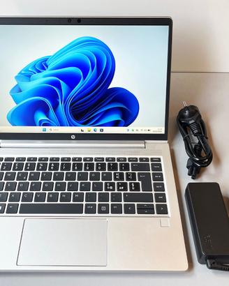 HP ProBook 640 G8 - i5 1135G7 8 GB RAM 256 GB SSD