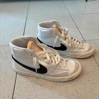Nike Blazer Mid