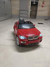 BMW X6 auto elettrica per bambini con telecomando