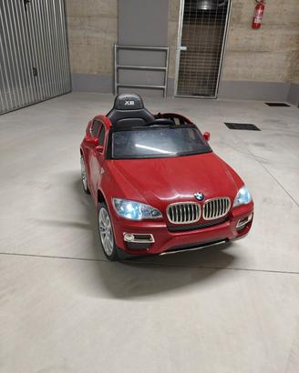 BMW X6 auto elettrica per bambini con telecomando
