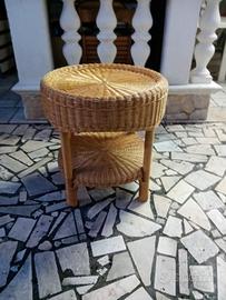 Tavolino in vimini 