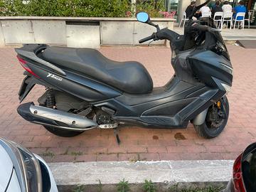 Kymco 300i ABS