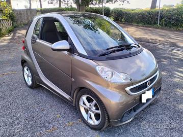 Smart fortwo coupe Fortwo 1.0 mhd Pelle-Servo 71c
