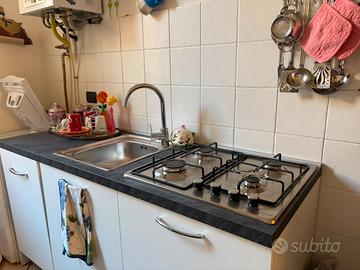 Blocco Cucina con Lavatrice a carica dall'alto