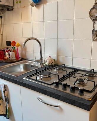 Blocco Cucina con Lavatrice a carica dall'alto