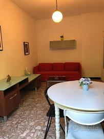 Sestri P.- Appartamento ammobiliato