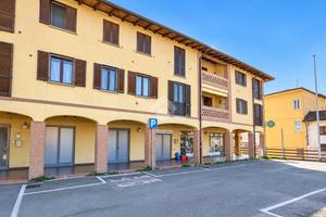 3 LOCALI A PALAZZO PIGNANO