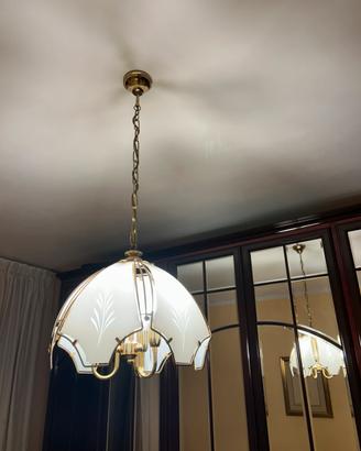 Lampadario con 2 abat jour abbinate