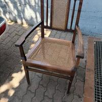 Poltroncina in stile