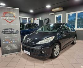 Peugeot 207 1.4 benzina Neopatentato