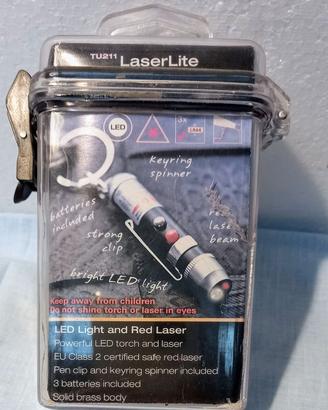 Torcia led con puntare laser