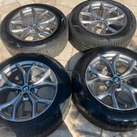 Cerchi Originali BMW 19 e Pneumatici Pirelli - X5