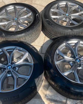 Cerchi Originali BMW 19 e Pneumatici Pirelli - X5