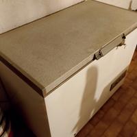 Freezer a pozzetto