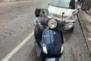 Vespa 150 LX