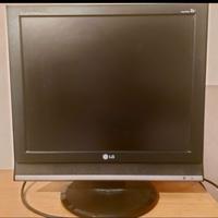 Monitor Pc/Tv LG Flatron 19 pollici + altro