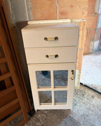 Mobiletto Vintage con Cassetti e Antina