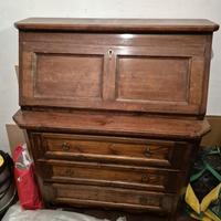 Scrittoio in arte povera