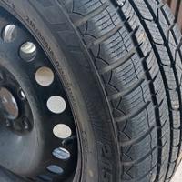 4 Cerchi con gomme invernali