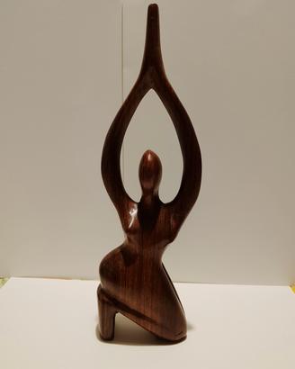 Statuina di donna