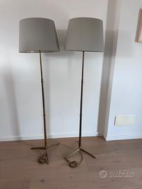 Coppia di lampade da terra vintage in ottone