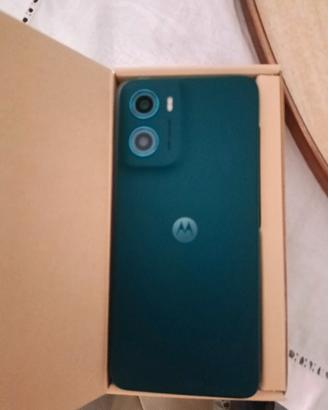 Smartphone Motorola 6,7 pollici . Mai usato .