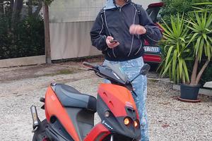 scooter Malaguti f12
