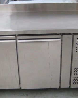 Tavolo refrigerato usato