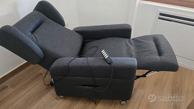 Poltrona reclinabile con telecomando